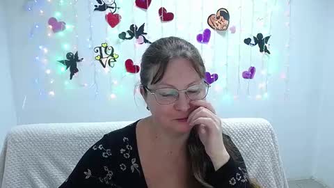 Vanessa online show from 02-19-25, 04:33