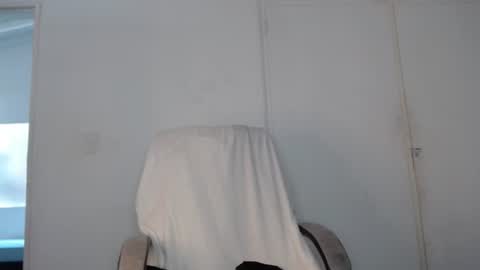 Snapshot of opal_canela chatting on 07-27-26, 04:36 opal_canela online show from 07-27-26, 04:36