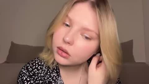 Ophelia online show from 03-04-26, 06:58