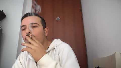 Snapshot of or690 chatting on 01-09-26, 09:23 or online show from 01-09-26, 09:23