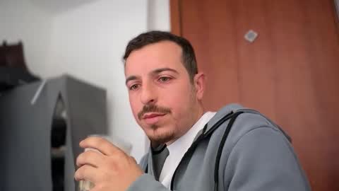 Snapshot of or690 chatting on 02-17-26, 08:44 or online show from 02-17-26, 08:44