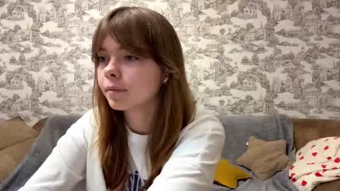 Snapshot of oracorker chatting on 09-17-25, 08:21 Coraline online show from 09-17-25, 08:21