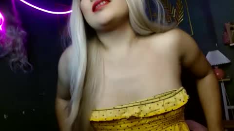 Snapshot of organic_amihan2009 chatting on 12-21-25, 04:08 anura online show from 12-21-25, 04:08