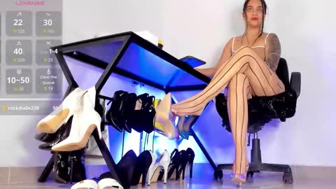 You can call me Sussana  online show from 09-24-25, 09:29