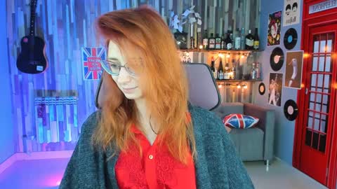 Orianna -  Hi Im into geek culture cosplay crafting LARP games. Shall we play DnD online show from 12-04-24, 09:07