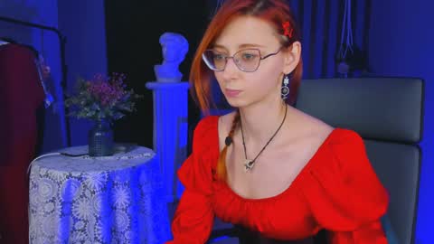 Orianna -  Hi Im into geek culture cosplay crafting LARP games. Shall we play DnD online show from 12-11-24, 02:44