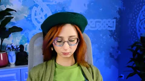 Orianna -  Hi Im into geek culture cosplay crafting LARP games. Shall we play DnD online show from 12-30-24, 07:11