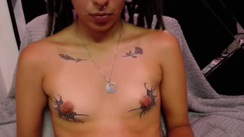 ORIANNA online show from 01-21-25, 07:37