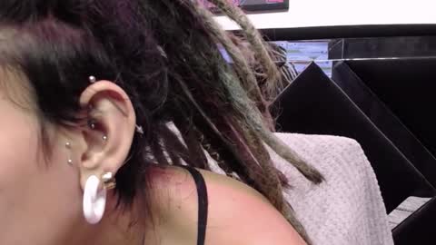 ORIANNA online show from 03-07-25, 01:40