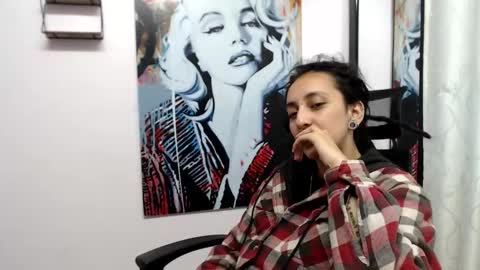 Snapshot of orianna_bodmod chatting on 03-21-26, 08:23 ORIANNA online show from 03-21-26, 08:23