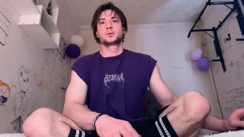 Snapshot of origamicat chatting on 01-15-26, 07:13 origamicat online show from 01-15-26, 07:13