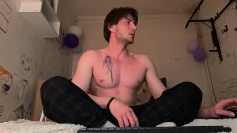 Snapshot of origamicat chatting on 01-17-26, 02:22 origamicat online show from 01-17-26, 02:22