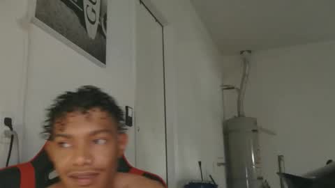 Snapshot of originalcali95 chatting on 11-15-25, 05:09 originalcali95 online show from 11-15-25, 05:09