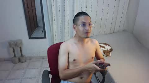 Snapshot of orionferrer chatting on 12-16-25, 01:21 Orion online show from 12-16-25, 01:21