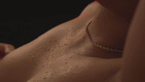 Snapshot of orla_voss chatting on 03-17-26, 01:21 Orla online show from 03-17-26, 01:21