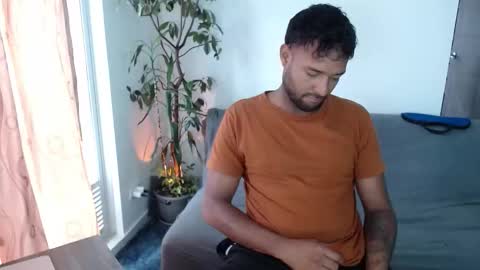 orlando_horny online show from 10-04-25, 03:10