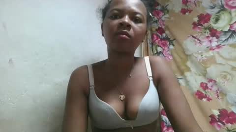 ornellahhh online show from 10-01-25, 04:29