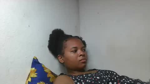 ornellahhh online show from 10-30-25, 06:37