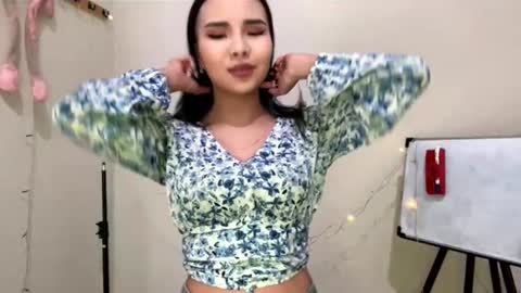 Angel online show from 11-28-25, 07:33