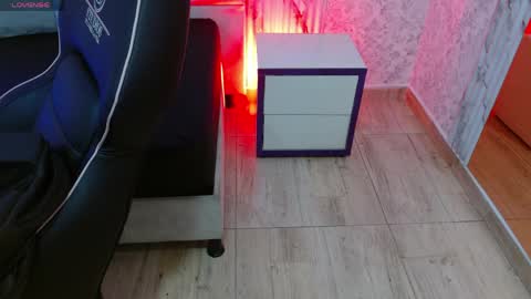 osamu_tay online show from 03-30-26, 03:07