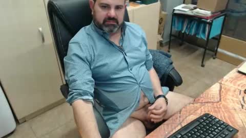 Snapshot of oscar_msng chatting on 02-13-26, 06:48 Oscar online show from 02-13-26, 06:48