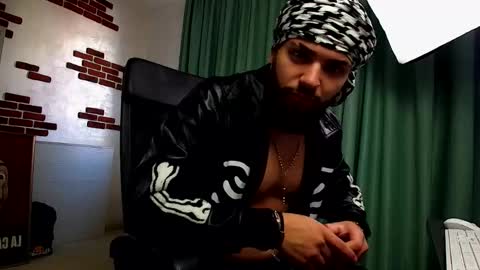 OscarWills online show from 05-11-26, 05:24