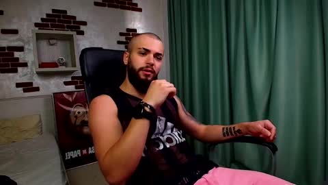 OscarWills online show from 05-15-26, 04:52