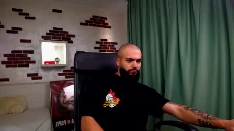 OscarWills online show from 05-19-26, 04:08