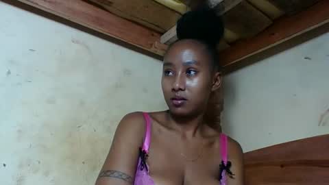 Snapshot of osinaa chatting on 04-24-26, 09:06 osinaa online show from 04-24-26, 09:06