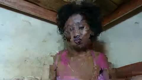 Snapshot of osinaa chatting on 04-26-26, 03:32 osinaa online show from 04-26-26, 03:32