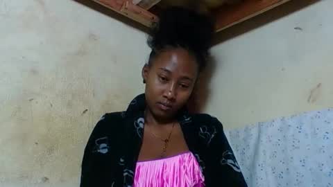 Snapshot of osinaa chatting on 05-17-26, 12:30 osinaa online show from 05-17-26, 12:30