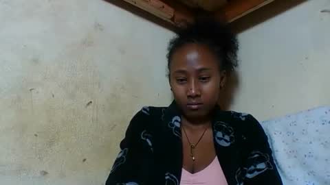 Snapshot of osinaa chatting on 05-18-26, 02:40 osinaa online show from 05-18-26, 02:40