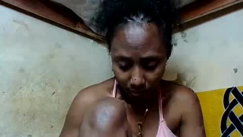 Snapshot of osinaa chatting on 05-27-26, 07:38 osinaa online show from 05-27-26, 07:38