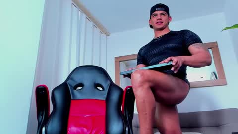 Oskar Ford NEW ACCOUNT online show from 03-04-25, 04:20