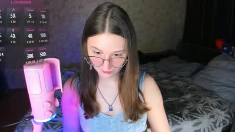 Leliana online show from 09-17-25, 11:17