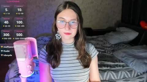 Leliana online show from 09-21-25, 03:41