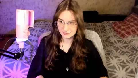 Leliana online show from 08-06-26, 10:55