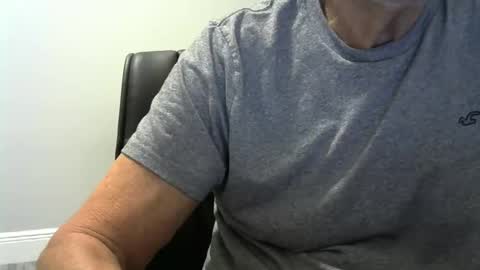 Ossi online show from 11-13-25, 02:43