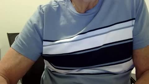 Ossi online show from 04-21-26, 02:15