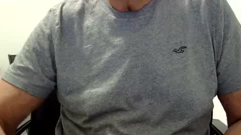 Snapshot of ossibottom chatting on 06-08-26, 03:18 Ossi online show from 06-08-26, 03:18