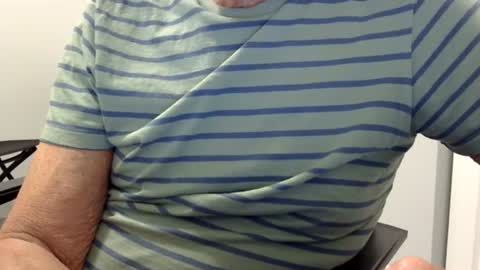 Snapshot of ossibottom chatting on 06-12-26, 02:54 Ossi online show from 06-12-26, 02:54