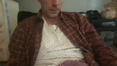 Snapshot of ossignol_xxx chatting on 12-24-24, 11:00 rossignol online show from 12-24-24, 11:00