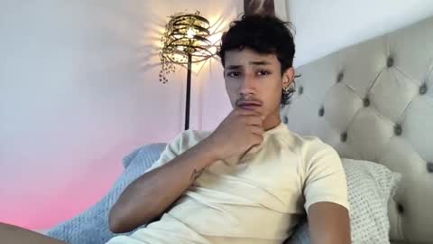 Snapshot of ostin_18hot chatting on 12-22-25, 12:18 ostin 18hot online show from 12-22-25, 12:18