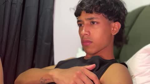 Snapshot of ostin_18hot chatting on 02-20-26, 03:25 ostin 18hot online show from 02-20-26, 03:25