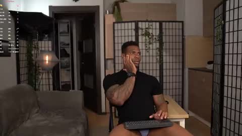 Snapshot of ostine_brown chatting on 06-25-26, 07:29 Ostine Brown online show from 06-25-26, 07:29