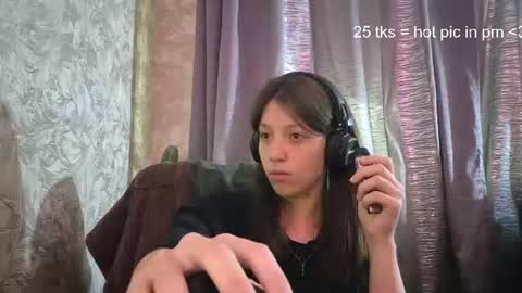 oteliabuysse online show from 07-26-26, 09:27