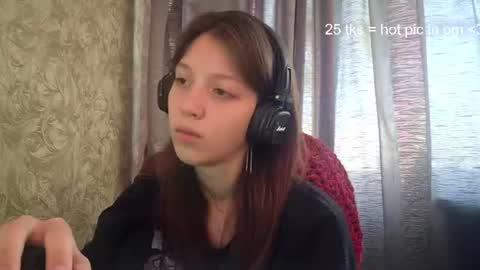 oteliabuysse online show from 07-28-26, 09:15