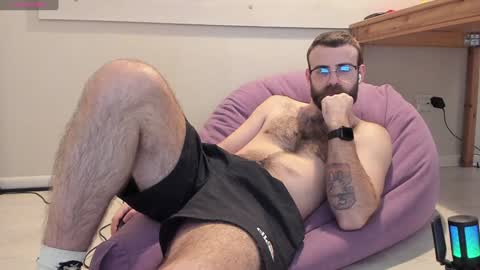 Snapshot of otishairy chatting on 01-27-25, 03:26 Otis online show from 01-27-25, 03:26