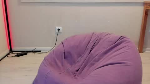 Otis online show from 05-19-26, 06:14