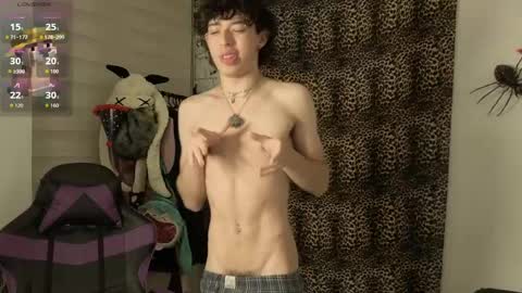 Snapshot of otter_star chatting on 05-16-26, 03:47 Princces Albert online show from 05-16-26, 03:47
